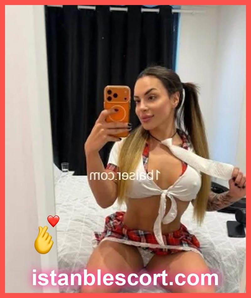 Seda, 31 — Kayışdağı showcase card